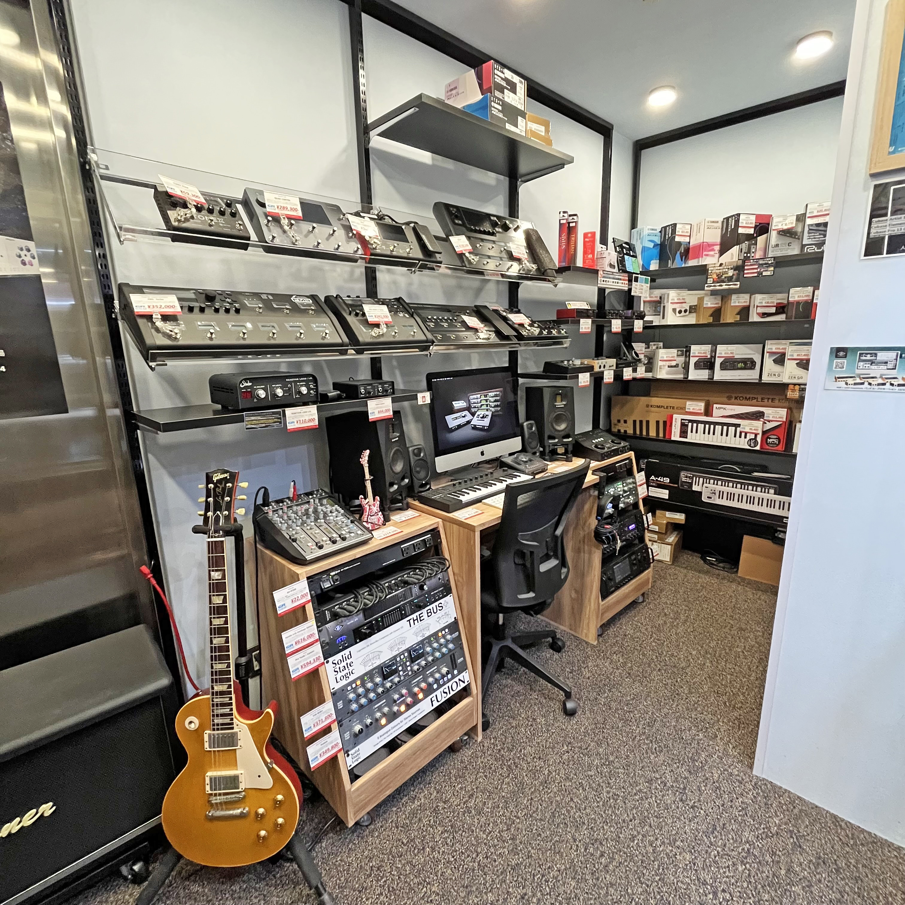 PREMIUM AMP OSAKA