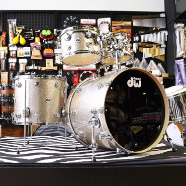 dw Collector's Pure Maple 4pc Drum Kit [BD22， FT16， TT12&10 / Nickel Sparkle Glass Finish Ply]