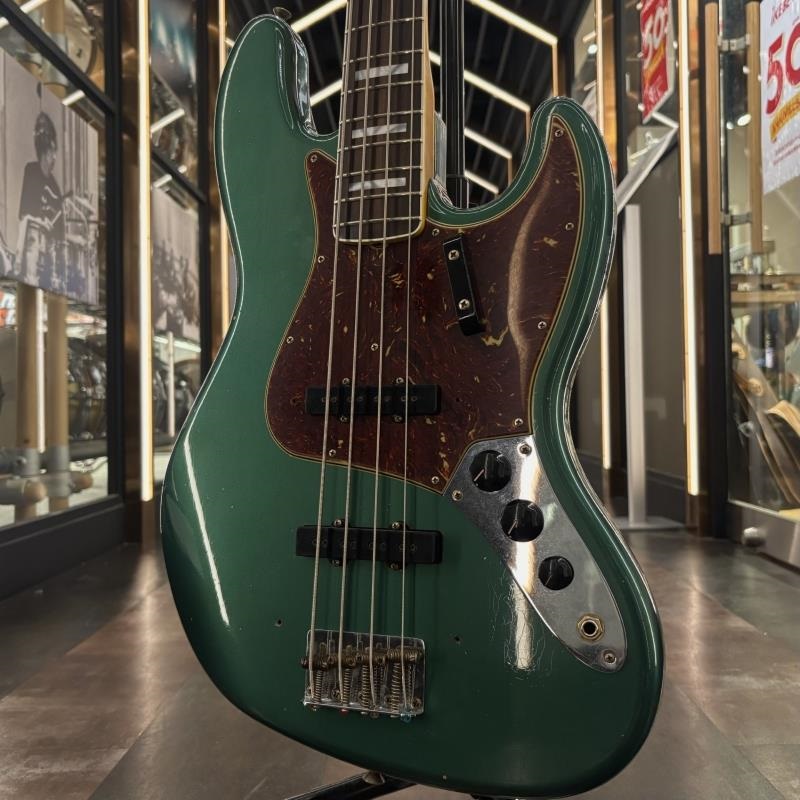 Limited Edition 1966 Jazz Bass Journeyman Relic (Aged Sherwood Green Metallic/Matching Head) 【夏先取り大特価セール】の商品画像