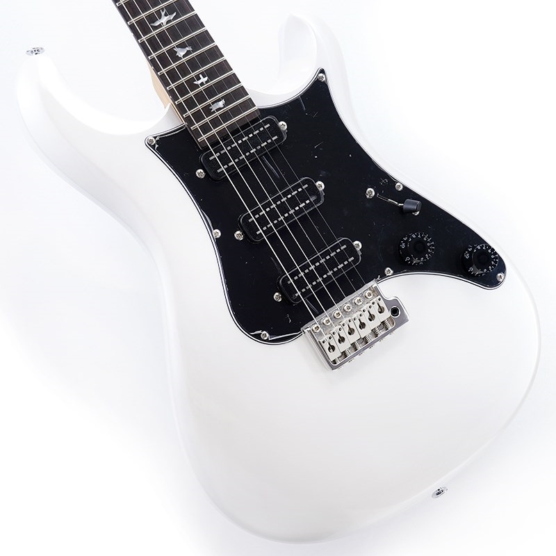 SE NF3 (Pearl White)の商品画像