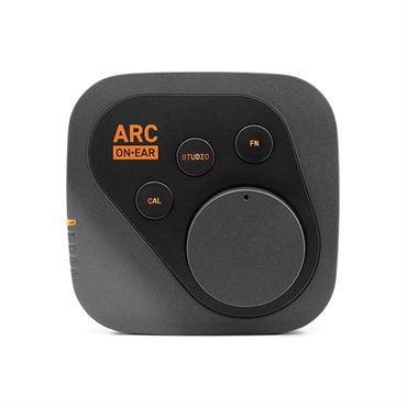 【初回限定版・台数限定特価】ARC ON・EAR (ヘッドフォン補正/バーチャル・モニタリング・システム)(アイケーマルチメディア)(ヘッドホンアンプ)(USB-C対応)(専用保護ケース付属)(ARC ONE EAR)