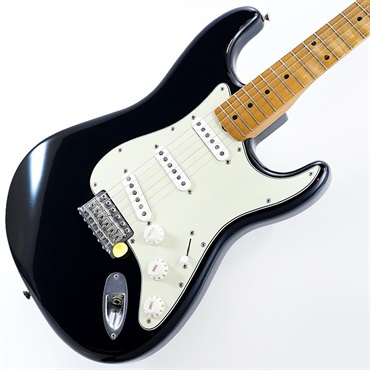 Limited Edition Vintera II Road Worn '60s Stratocaster (Black/Maple)