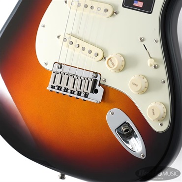 Fender USA American Ultra Stratocaster (Ultraburst/Maple)【旧価格品】 【The Spring Summer 2026 Campaign】 画像4