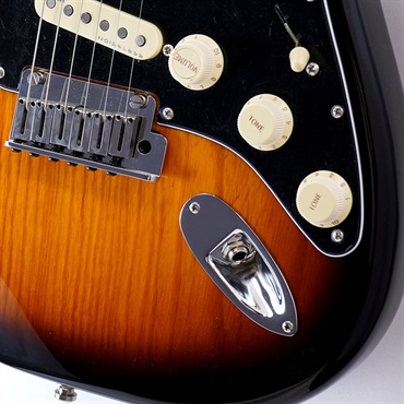 Fender USA American Ultra Luxe Stratocaster (2-Color Sunburst/Maple) 【The Spring Summer 2026 Campaign】 画像4