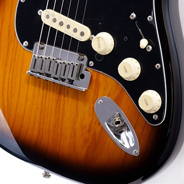 Fender USA American Ultra Luxe Stratocaster (2-Color Sunburst/Rosewood) 【The Spring Summer 2026 Campaign】 画像4