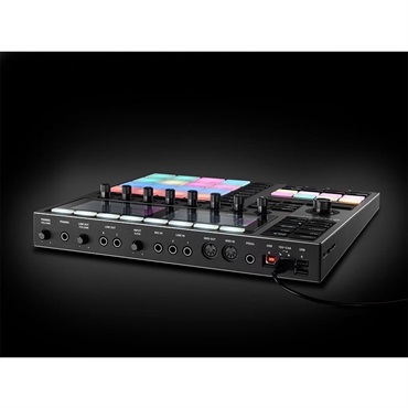 Native Instruments MASCHINE+ 【大幅値下げ！】(マシーン)(ネイティブ・インストゥルメンツ) 画像2