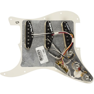 Fender USA 【夏先取り大特価セール】Pre-Wired Strat Pickguard， Tex-Mex SSS (Parchment) [#0992343509] 画像1