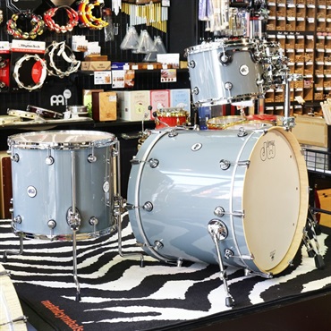 dw 値下げしました！DESIGN SERIES 4pc Drum Kit [22BD，16FT，10&12TT] - GLOSS LACQUER Steel Gray（SG）ダブルタムスタンド付属 画像3