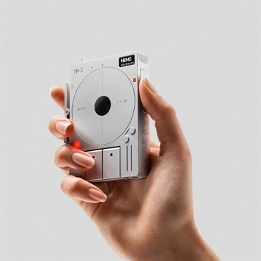 Teenage Engineering TP-7 field recorder (ティーンエイジエンジニアリング)(フィールドレコーダー)(2024年度グッドデザイン金賞) 画像5