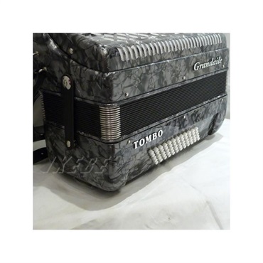 TOMBO (アコーディオン専門店・出荷前検品発送)(おしゃれアコーディオン教本付)TOMBO トンボ アコーディオン 入門向け ピアノ式 34鍵盤 中型 60ベース GT-60B CGP+レインカバーセット【雨の日アコーディオンレインカバーセット】 画像3