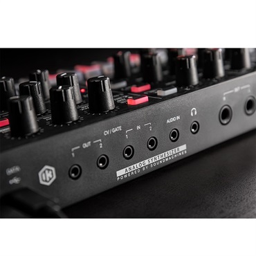 IK Multimedia UNO Synth Pro X 画像8