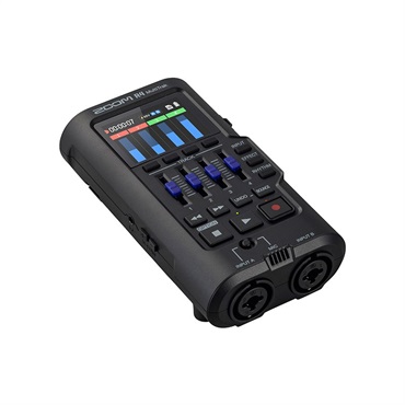 ZOOM R4 MultiTrak 【大幅値下げ！】(ズーム)(マルチトラックレコーダー)(32bitフロート)(USBオーディオ・インターフェース) 画像2