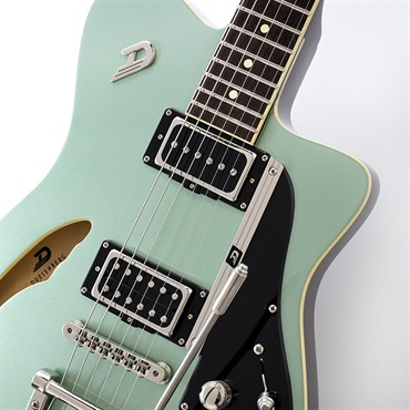 Duesenberg DCB-CHG Caribou (Catalina Harbor Green) 画像3