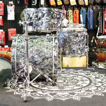 dw Collector's Pure Maple 4pc Drum Kit [BD22，FT16，TT12&10 / Classic Grey Marine FinishPly] 画像3