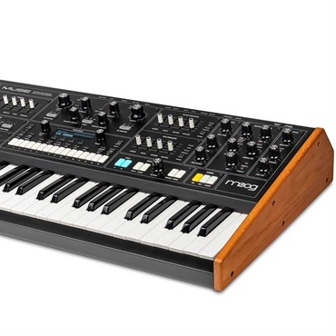 moog Muse (ミューズ)8ボイス・アナログ・バイティンバー・ポリフォニック・シンセサイザー (モーグ) (アナログシンセサイザー) 画像2