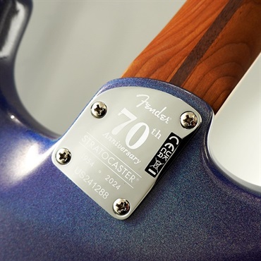 Fender USA 70th Anniversary American Ultra Stratocaster HSS (Amethyst/Roasted Maple) 【The Spring Summer 2026 Campaign】 画像9