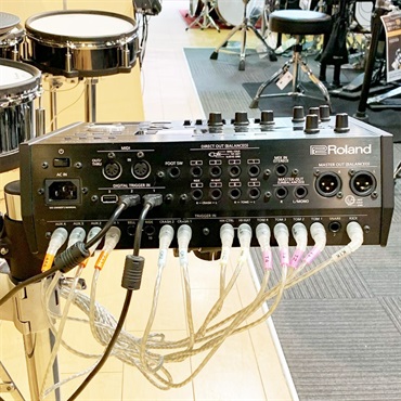 Roland USED 中古 TD-50KV with KD-220 & MDS-50KV [シンバルパッド×1増設済み/スネアスタンド・ハイハットスタンド付属] 画像4