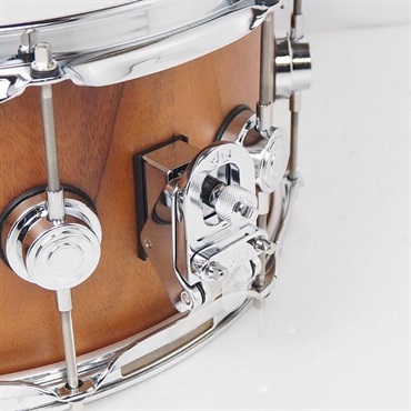 dw 【値下げしました！】DRX66514SSC367 [Collector's Pure Maple Old Style VLT Shell 14×6.5 / Natural Hard Satin Over Koa] 【在庫処分特価品】 画像5
