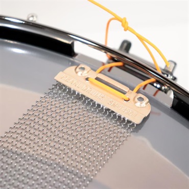 Pearl 【イケベ楽器店創業50周年記念モデル】Masterworks Snare Drum 14x3.5 Free Floating - Gold Swirl on Black Carbon 画像6