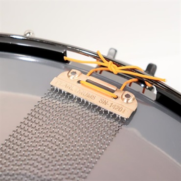 Pearl 【イケベ楽器店創業50周年記念モデル】Masterworks Snare Drum 14x5 Free Floating - Gold Swirl on Black Carbon 画像6