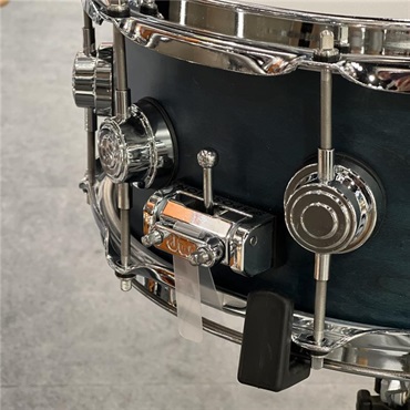 dw 【値下げしました！】USED 中古品 DRC25514SSC115 [Collector's Pure Cherry Snare Drum 14×5.5 / Satin Azure] 画像2