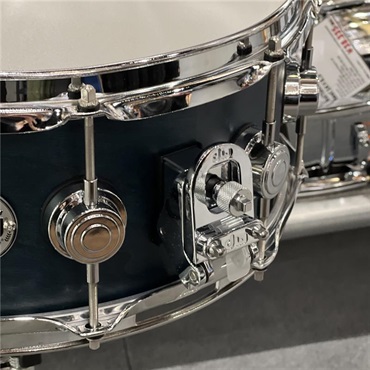 dw 【値下げしました！】USED 中古品 DRC25514SSC115 [Collector's Pure Cherry Snare Drum 14×5.5 / Satin Azure] 画像3