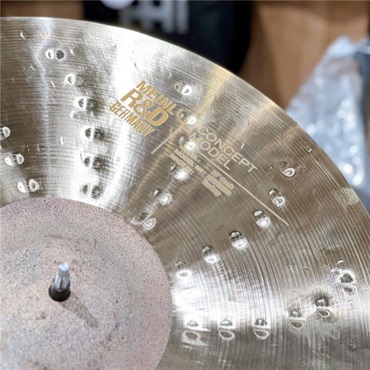 MEINL R&D Prototype Byzance Traditional Extra Thin Hammered Crash with Sun-Line Hammering & Unlathed Bell 18 [1375g]【特注品】 画像1