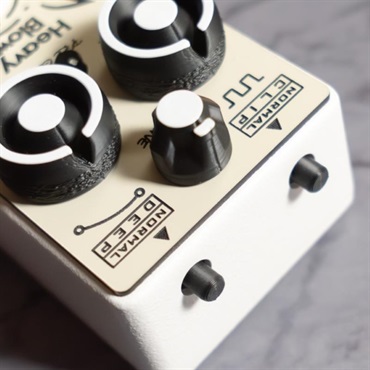 Ovaltone 【入荷待ち、ご予約受付中】　HEAVY BLOW BASS-OVERDRIVE 画像1