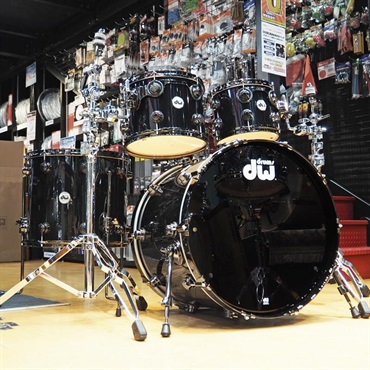 dw Collector's Hybrid Shell PurpleCore/Maple 4pc Drum Kit [BD22，FT16，TT12&10 / Piano Black] 画像1