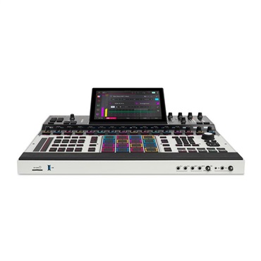 AKAI MPC XL 【スタンドアローン フラッグシップサンプラー】（アカイ） 画像2