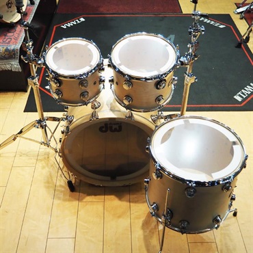 dw Collector's Pure Maple 4pc Drum Kit [BD22，FT16，TT12&10 / Natural Satin Oil] 画像7