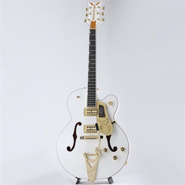 GRETSCH Falcon Hollow Body with String-Thru Bigsby and Gold Hardware (White/Ebony) 画像1