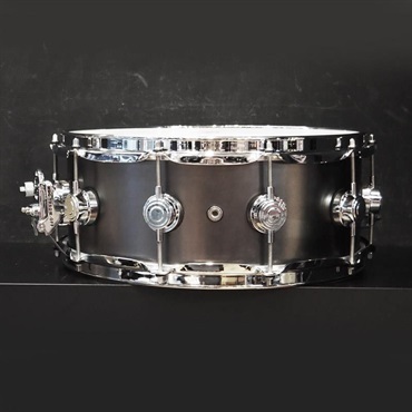 dw USED 中古 DRVD5514SVCBK [Collector's Satin Black over Brass Snare 14''x5.5''] 画像1