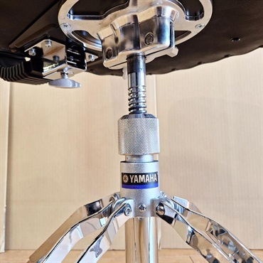 YAMAHA USED 中古 DS950 + BKS110 [ドラムスツール + バックサポート] 画像9
