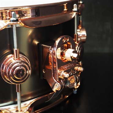 dw DRVD5514SVPBK [Collector's Satin Black Over Brass Snare 14×5.5 / Copper Finish Hardware]【日本初入荷/特注品】 画像5