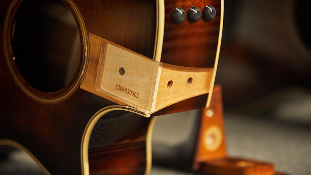 Taylor Guitar Innovations①
