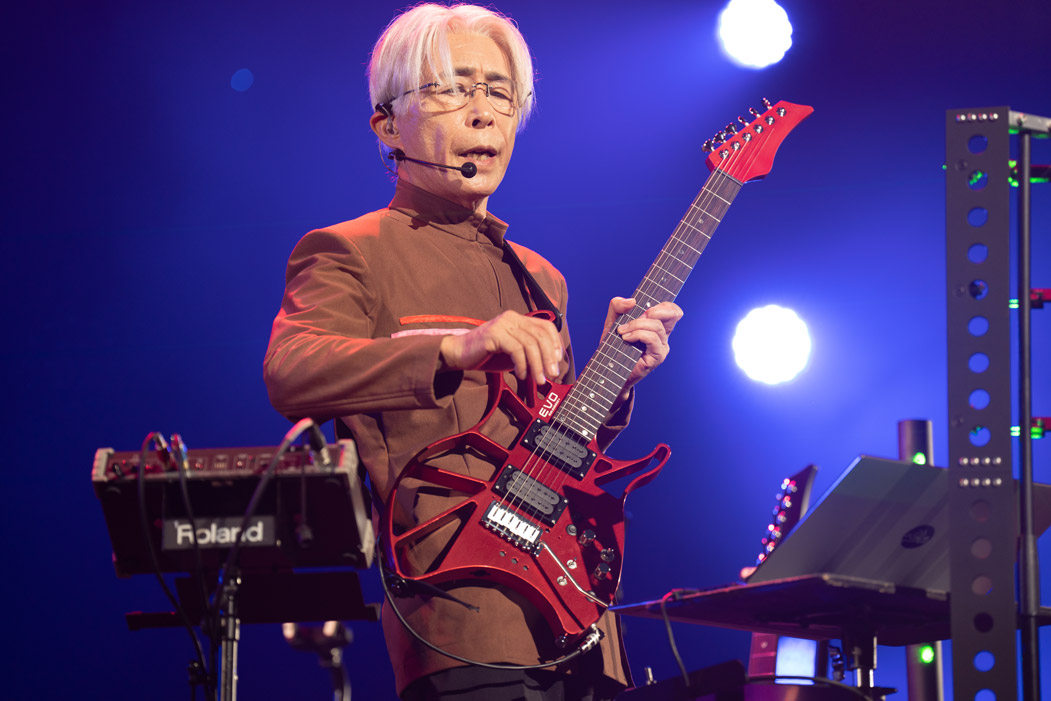 EVO 0101Z Trem R-Red(平沢 進ソロアルバム「救済の技法」に由来)