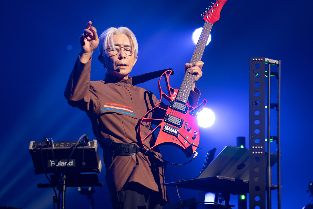 EVO 0101Z Trem R-Red(平沢 進ソロアルバム「救済の技法」に由来)